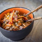 Stir fry chicken, sweet peppers and green beans