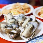 Oysters with lemon and dill