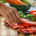 Delicious barbecued ribs seasoned with a spicy basting sauce