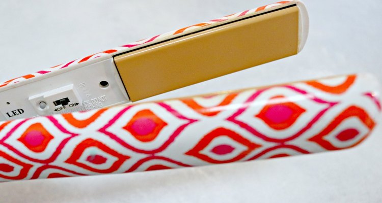 easy way to clean curling irons and flat irons