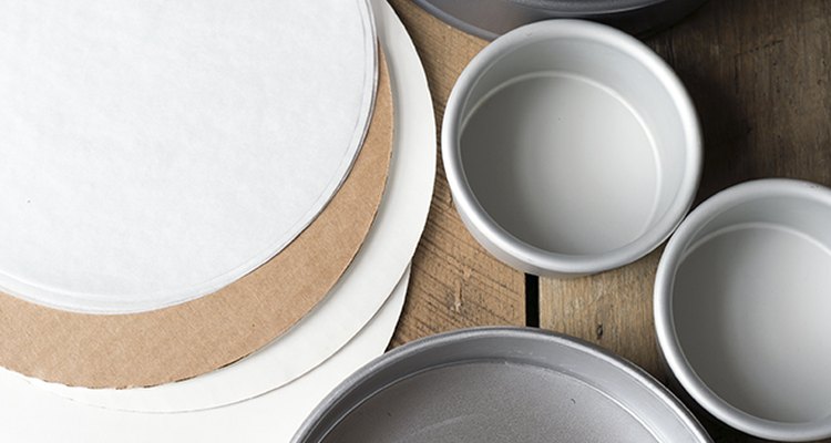 The Best Cake and Cupcake Tools and Equipment You Need | eHow