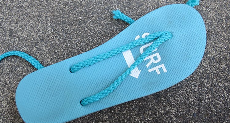 String rope through each side hole.