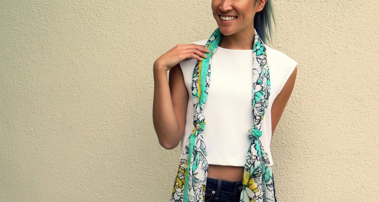 Tie a double hanging scarf in a jiffy.