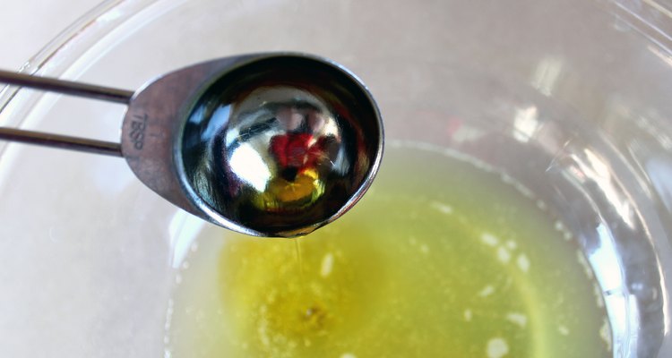 Add 2 tablespoons olive oil | DIY Men's Shaving Cream