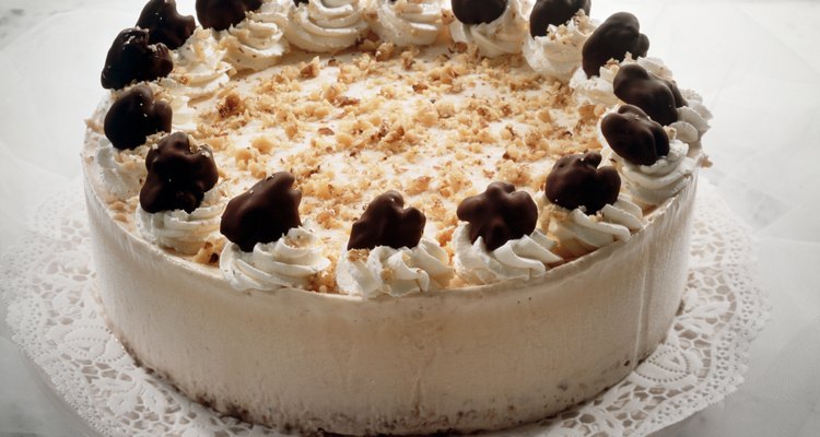 Honey ice cream cake with walnuts