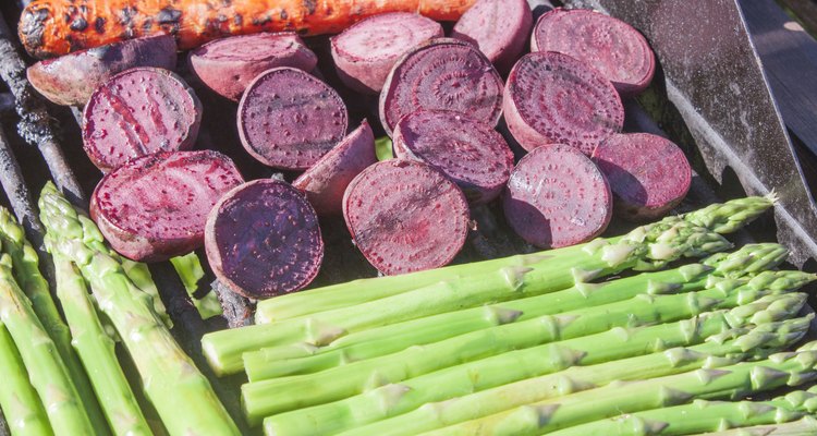 Grilling beetroots