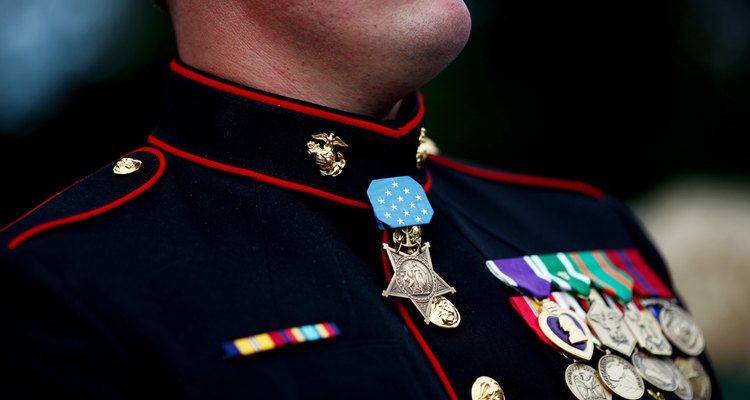 Kentucky Town Welcomes Home Medal Of Honor Winner Dakota Meyer With Parade